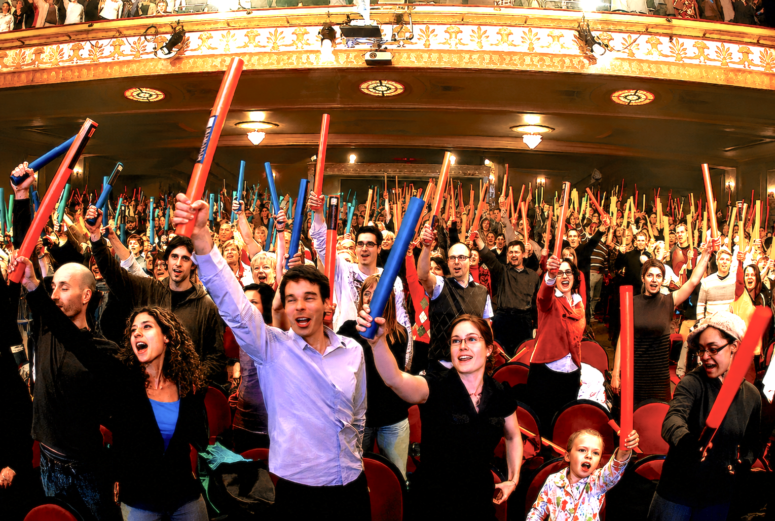 Public de la salle J.A. Thompson participant au spectacle SAMAJAM avec des tubes musicaux.
